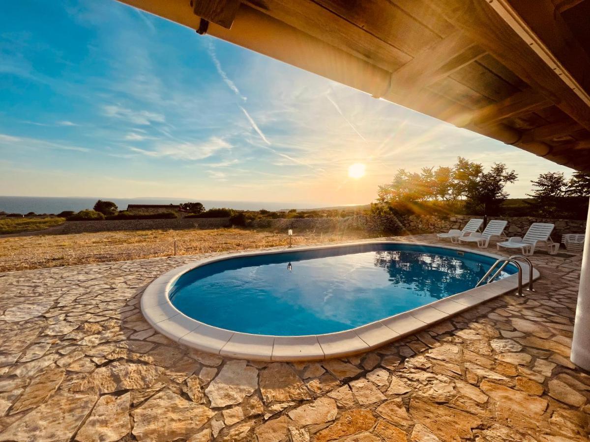 Beautiful Secluded Area Near Novalja Vacation House With Pool And Sea View Villa Lara Экстерьер фото
